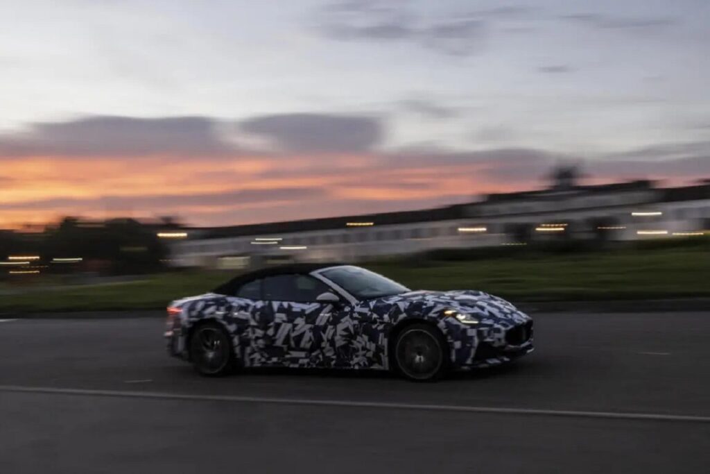 Maserati GranCabrio 2023 
