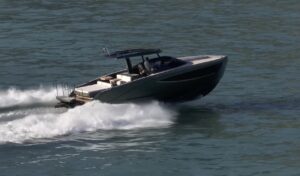 Nerea Yacht NY 40: la prova della barca a motore da La Spezia [VIDEO]