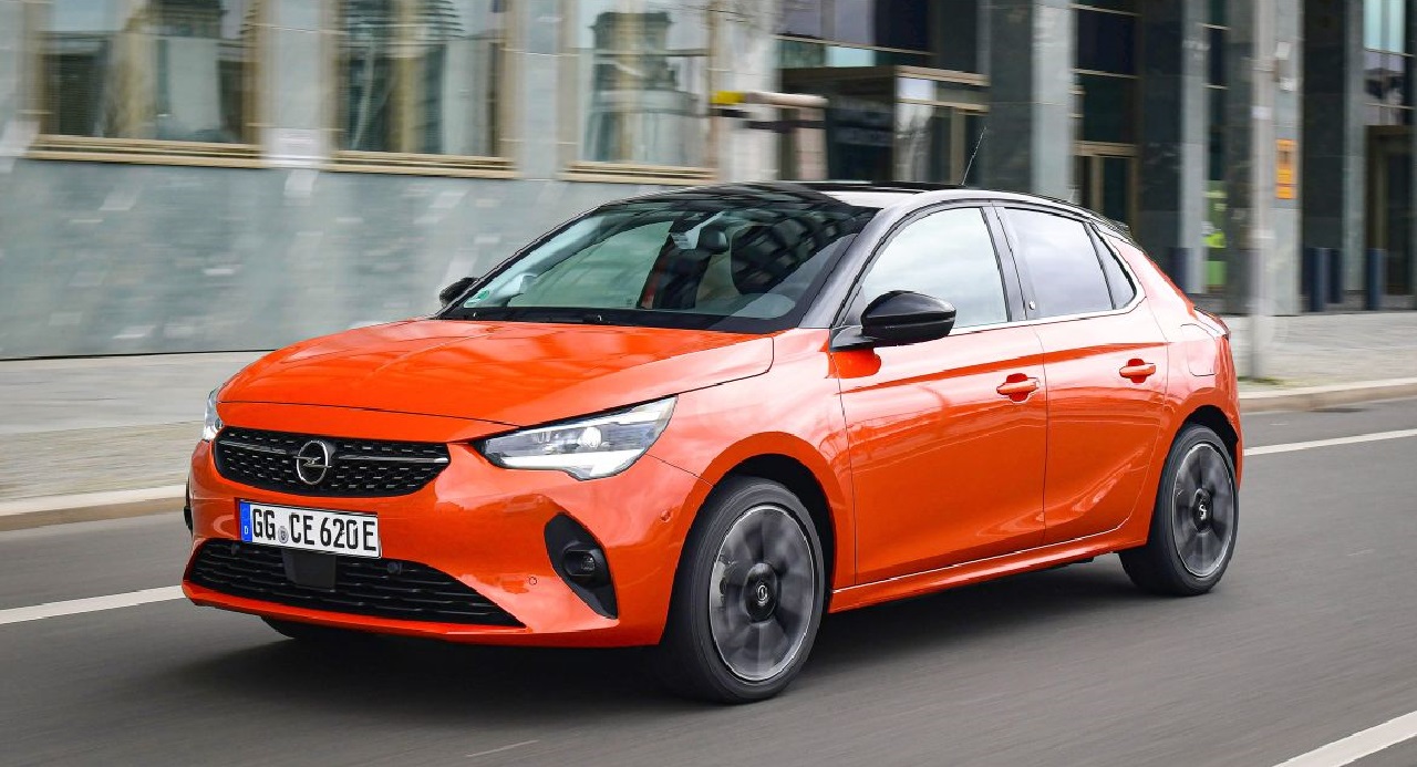 Fiat 500 e Opel Corsa: Stellantis al top in Germania nel segmento delle auto compatte