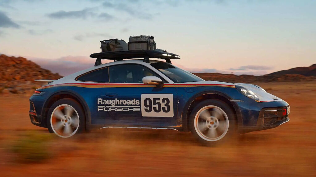 Porsche potrebbe lanciare altre vetture off-road oltre alla 911 Dakar