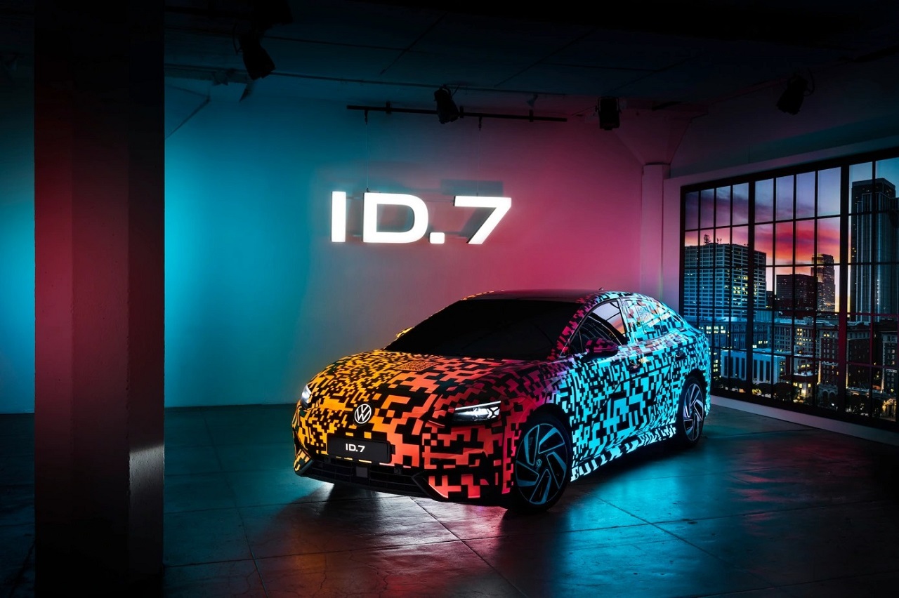Volkswagen ID.7: prime immagini e informazioni della Passat elettrica