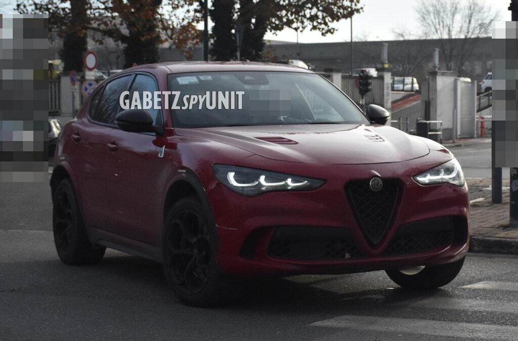 Alfa Romeo Stelvio Quadrifoglio MY23 