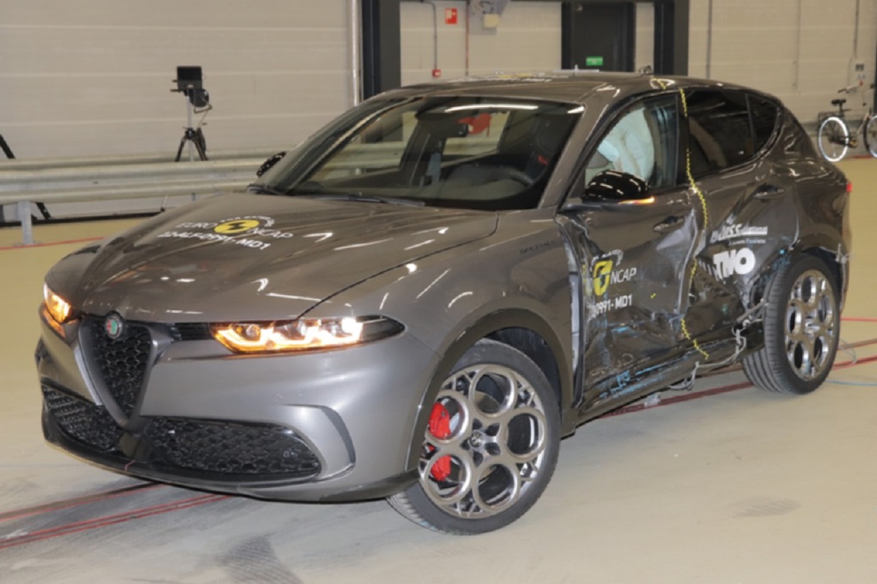 Alfa Romeo Tonale riceve 5 stelle per la sicurezza da ANCAP