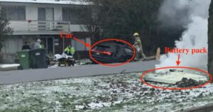 La batteria dell’Audi e-tron è volata via in un incidente [VIDEO]