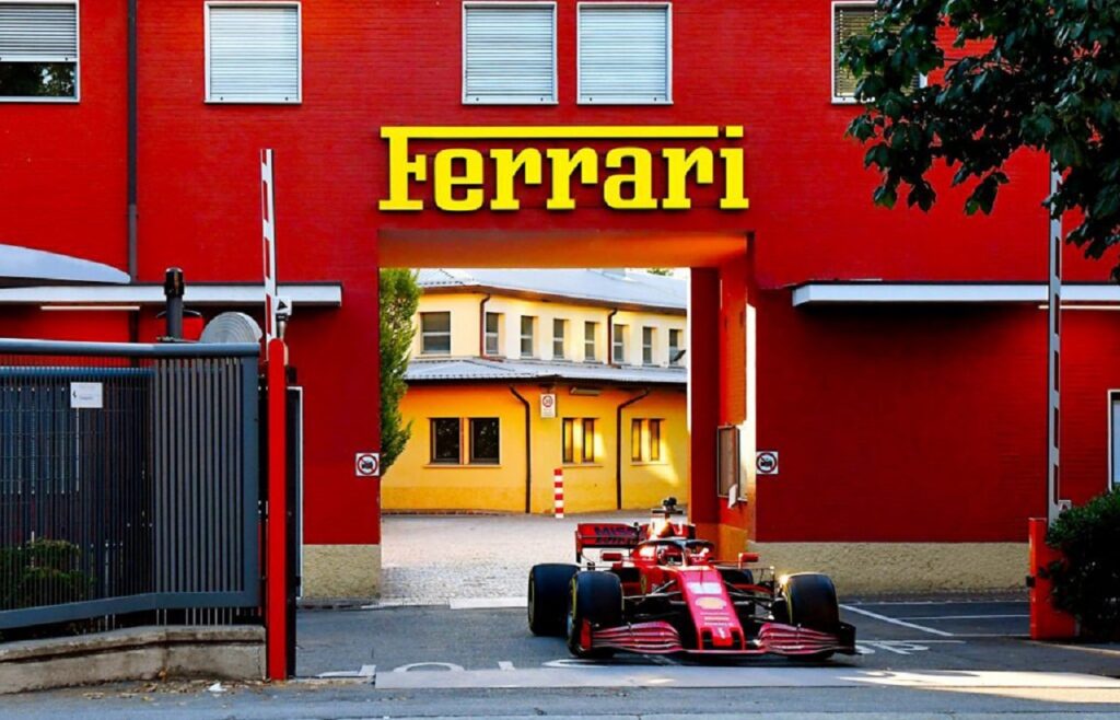 Ferrari: bonus da 13.500 euro per i suoi dipendenti