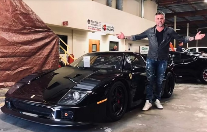 La Ferrari F40 nera ricostruita in TV oggi vale più di un milione di dollari: per il Cavallino era irrecuperabile