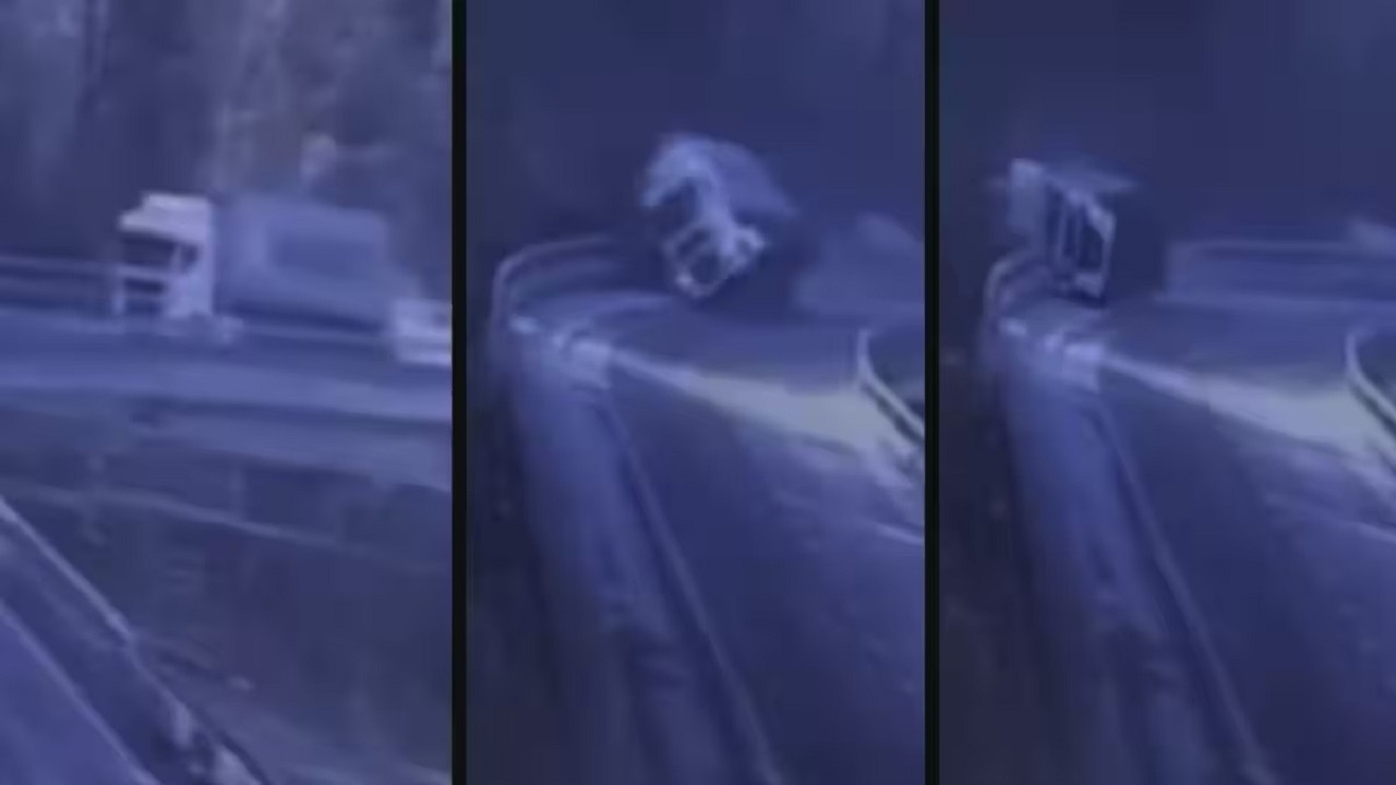 Incidente sull’A6: Tir precipita nel vuoto, grave il conducente dopo volo di 15 metri