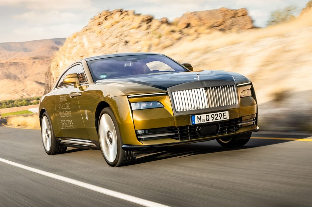 Rolls-Royce: arriveranno altri modelli elettrici oltre alla Spectre