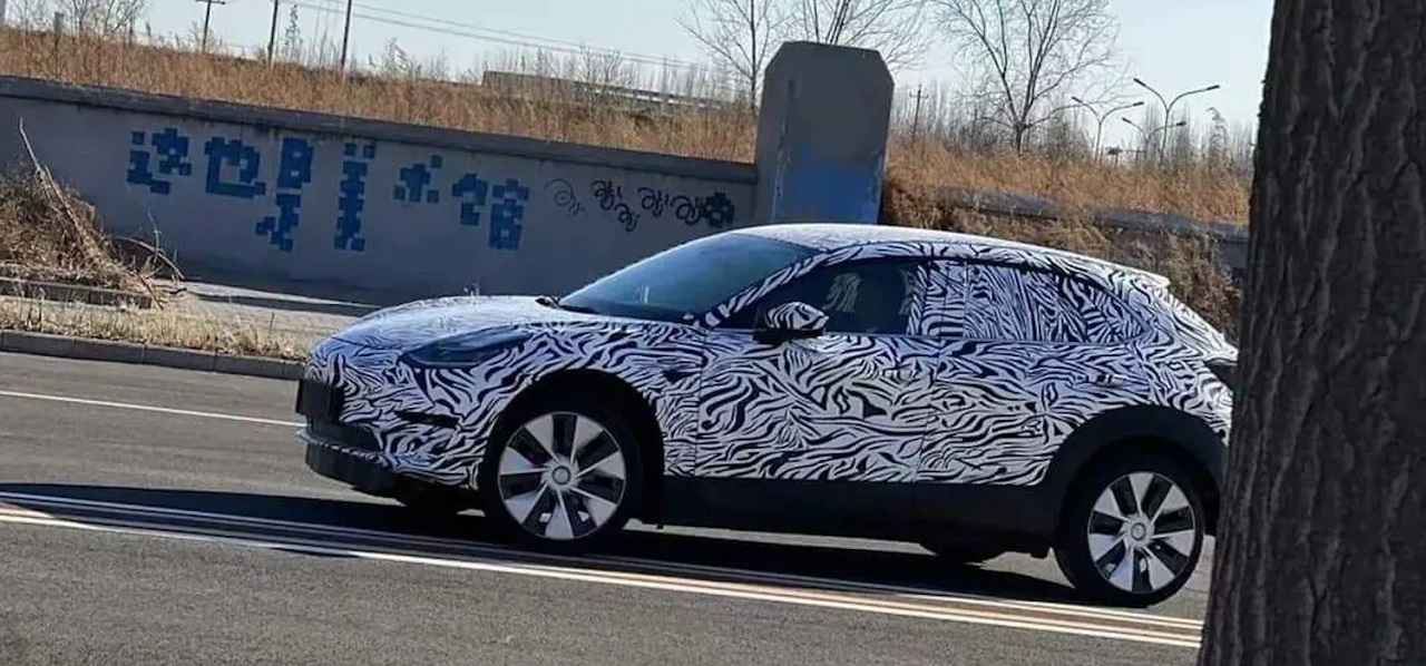 Tesla Model 2: il prototipo avvistato è vero o un fake?
