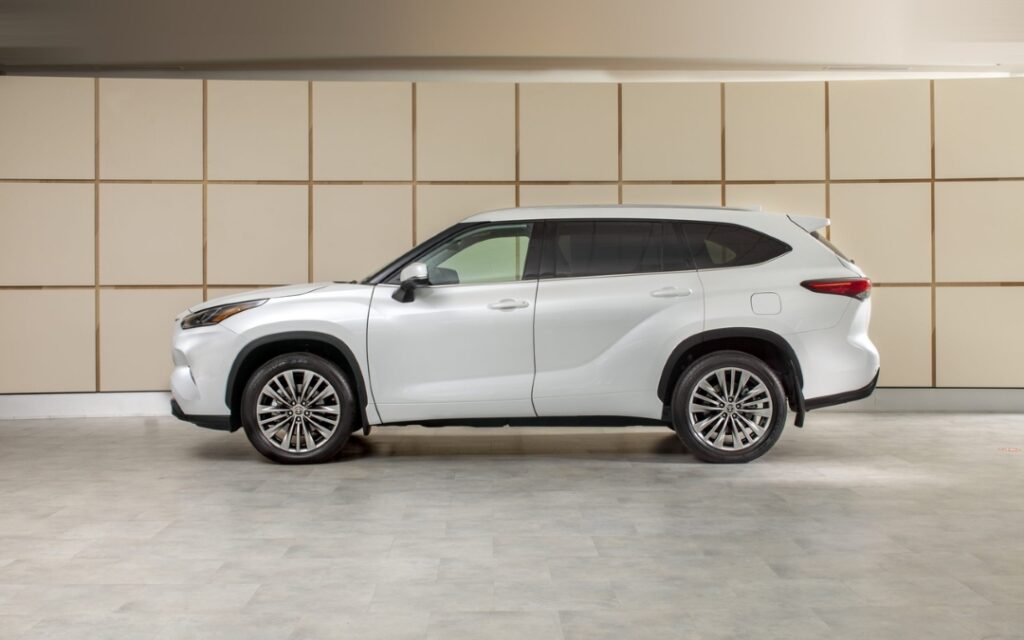 Toyota Highlander 2023