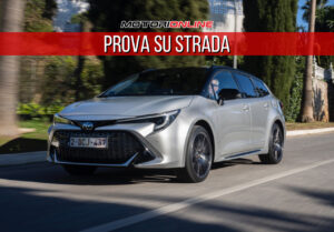Toyota Corolla 2023: prima PROVA SU STRADA del restyling [FOTO e VIDEO]