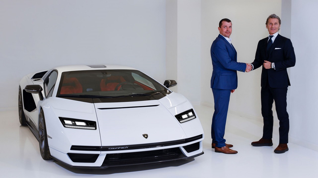 Automobili Lamborghini: nuova partnership con Carbon Champagne