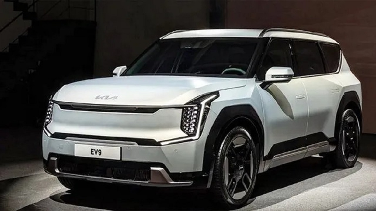 Kia EV9: trapelate le prime immagini a poche ore dal debutto