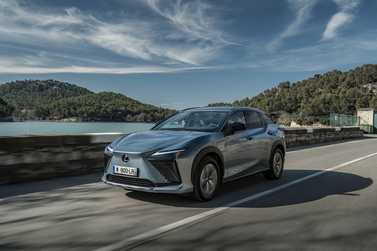 Lexus RZ 450e - Foto ufficiali