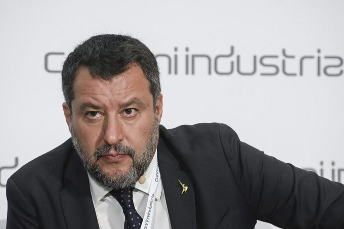 Stop motori endotermici al 2035, contatti tra il ministro Salvini e i colleghi europei dei Paesi scettici