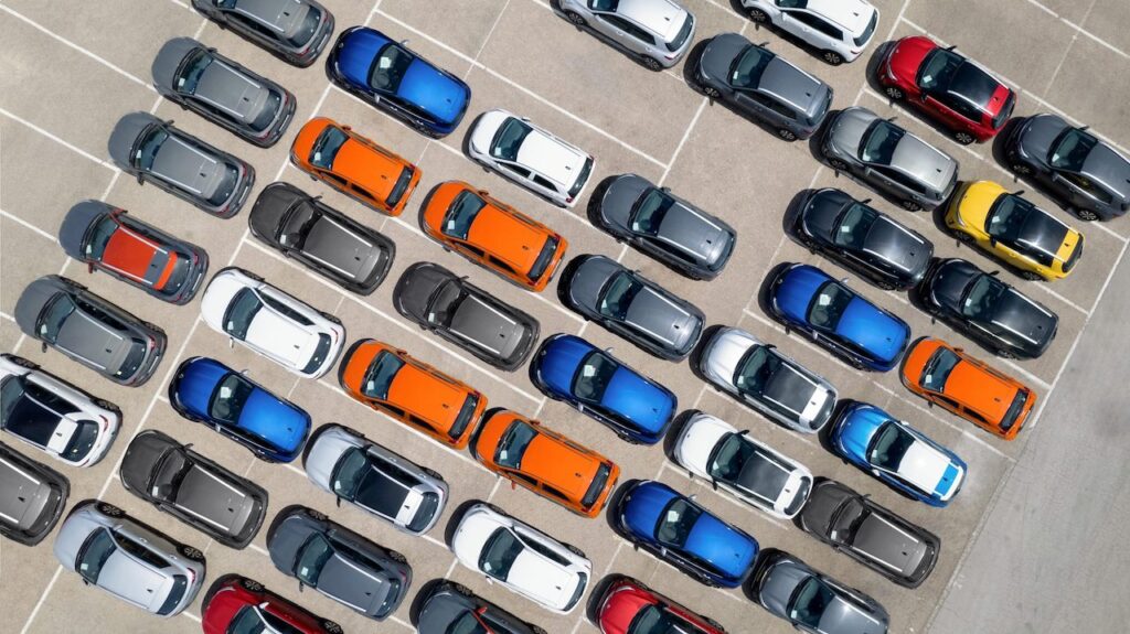Mercato auto: a febbraio 2023 sono state registrate oltre 130.000 immatricolazioni