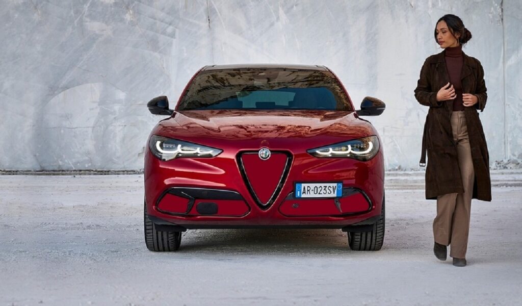 Alfa Romeo Stelvio elettrica: dal 2026 parte la rivoluzione [RENDER]