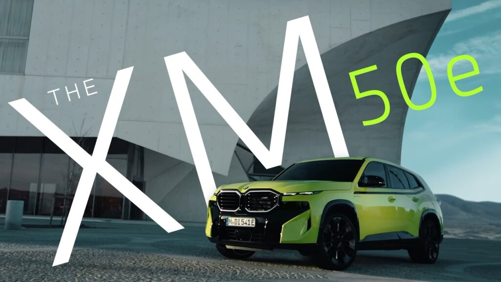 BMW XM 50e: debutta silenziosamente una nuova variante [FOTO e VIDEO]