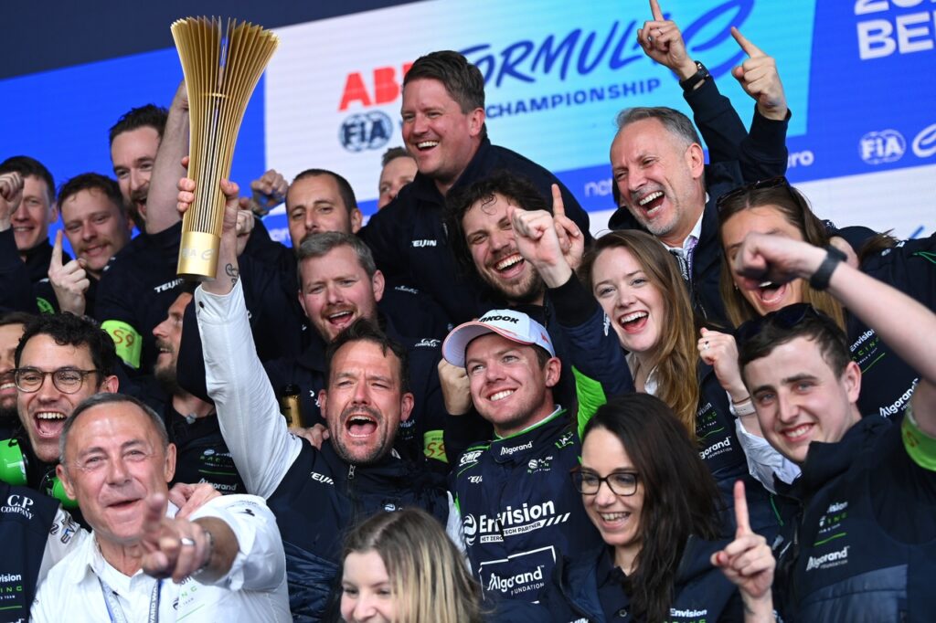 Formula E: Nick Cassidy vince la seconda gara dell’E-Prix di Berlino 2023