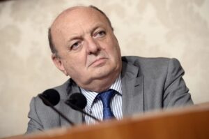 Transizione automotive e interessi nazionali, il ministro Pichetto: “È anche una battaglia tra Stati”