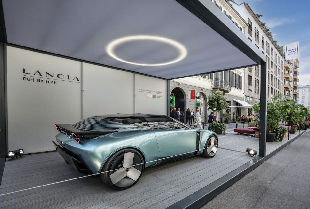 Lancia Pu+Ra HPE protagonista alla Milano Design Week 2023
