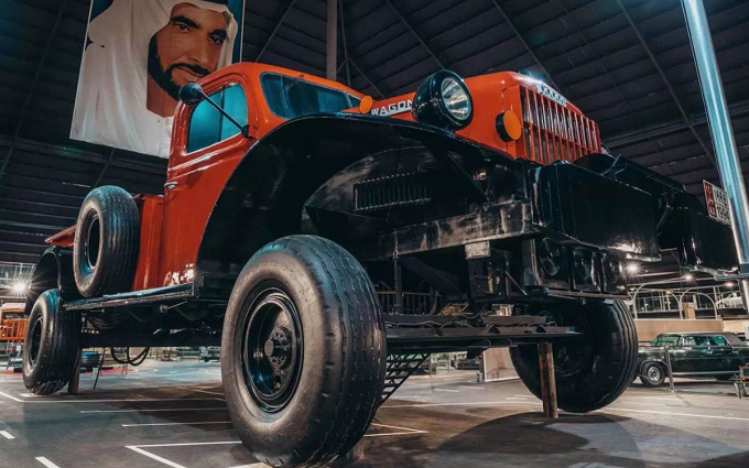 Il monster truck più grande del mondo con quattro camere da letto e un bagno [VIDEO]