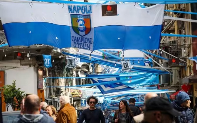 Napoli, la città si prepara alla festa scudetto: divieto di circolazione ai veicoli in tutto il centro per domenica
