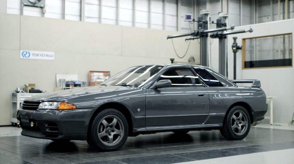 Nissan Skyline GT-R R32: il progetto 100% elettrico si mostra per intero [VIDEO TEASER]