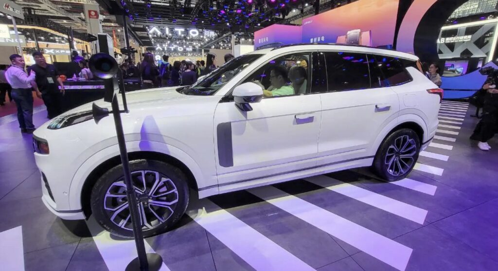 Lynk & Co 09: il SUV di grandi dimensioni al Salone di Shanghai 2023 [FOTO e VIDEO]