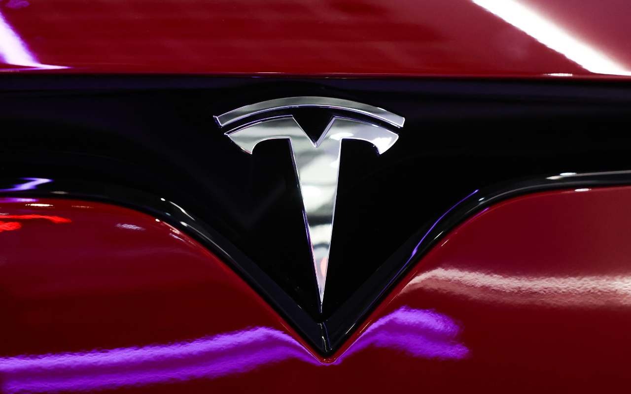 Tesla potrebbe rinunciare ai profitti sulla vendita delle sue auto