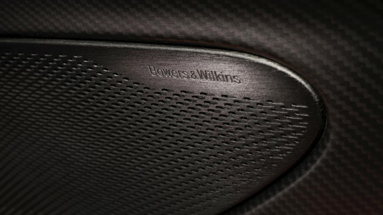 Aston Martin DB12 audio Bowers & Wilkins