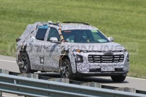 Chevrolet Equinox 2025: partito lo sviluppo della nuova generazione [FOTO SPIA]