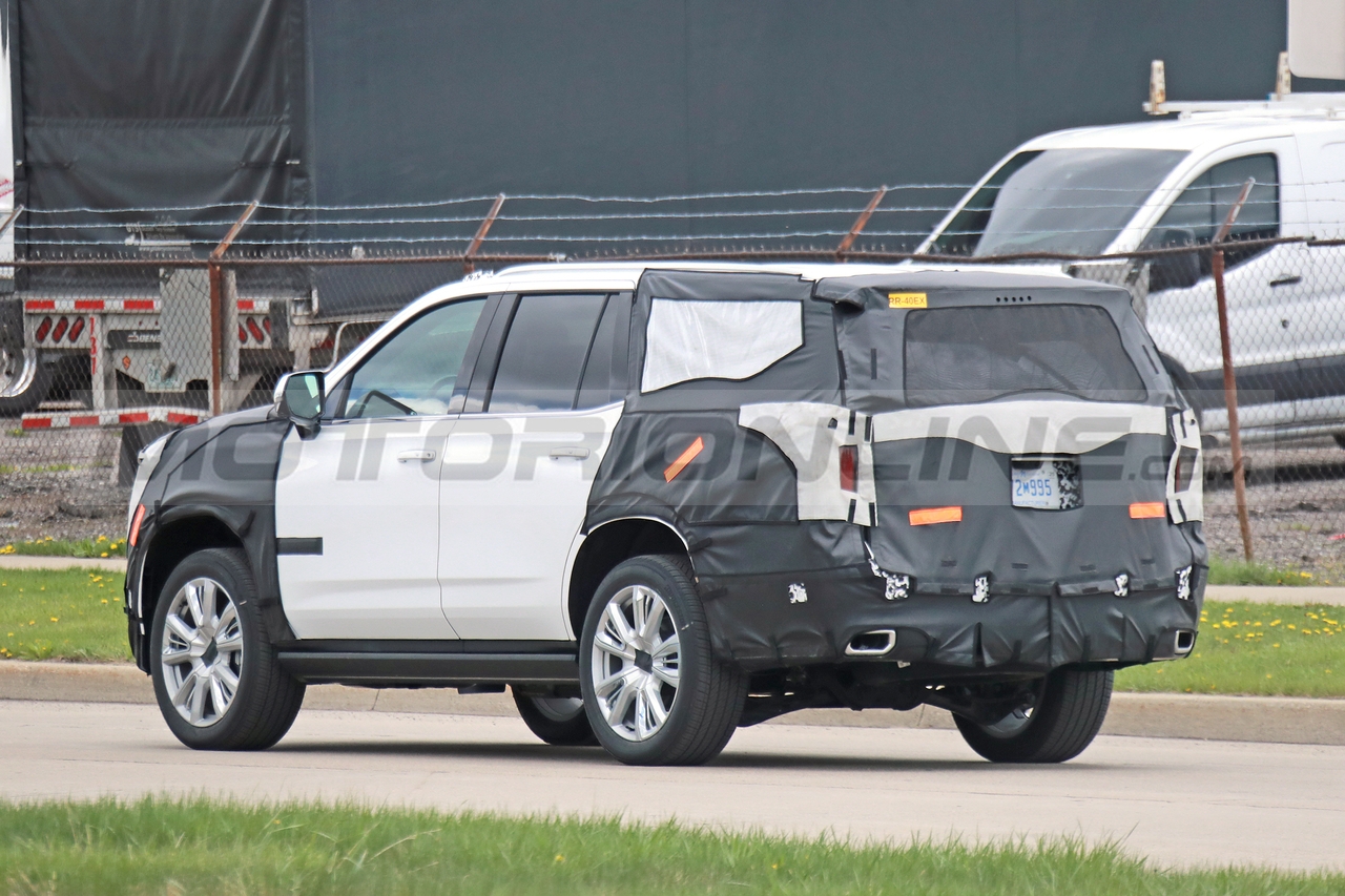 Chevrolet Tahoe High Country 2024 prototipo foto spia
