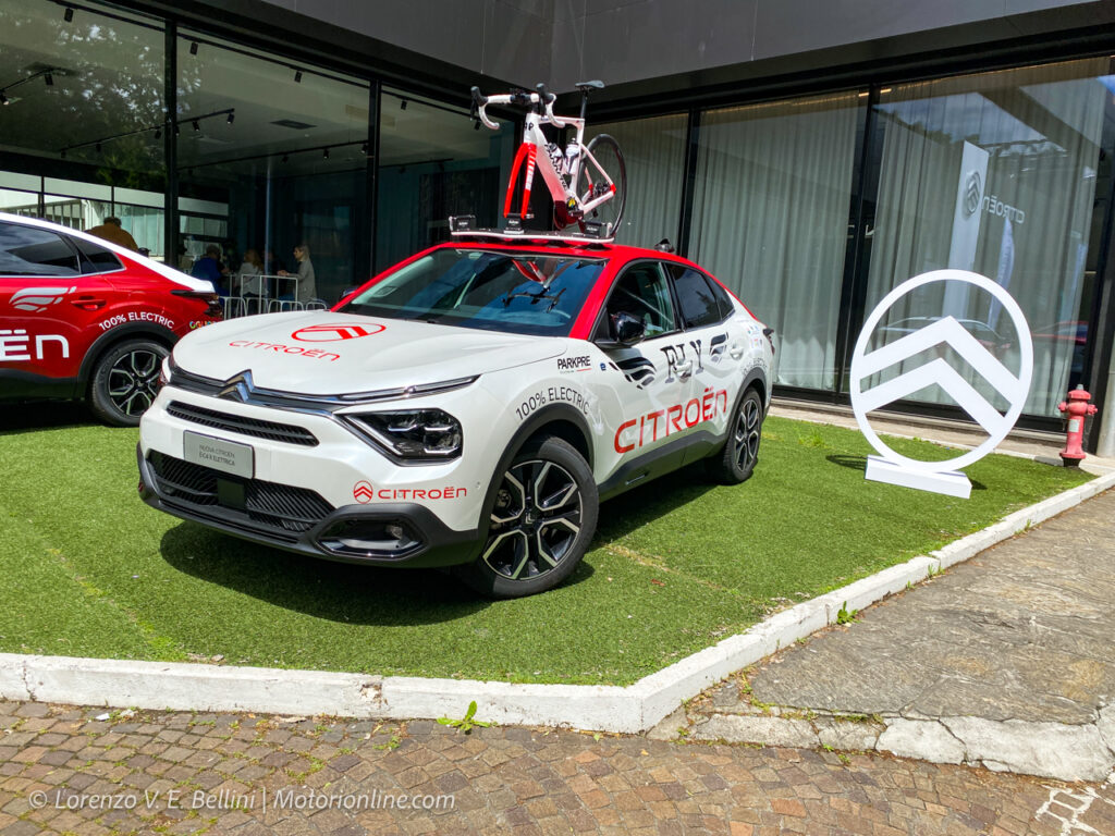 Citroën presenta la nuova stagione del team AG2R di ciclismo: dal Giro d’Italia al Giro-E [VIDEO]