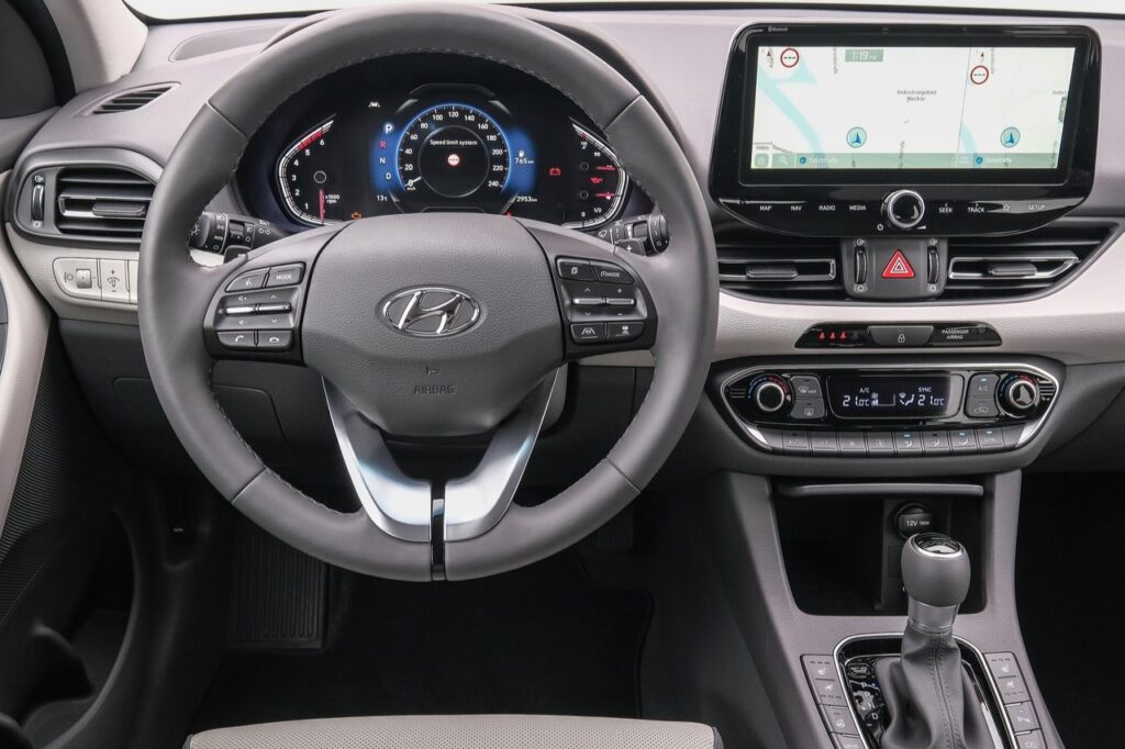 Hyundai i30 2023