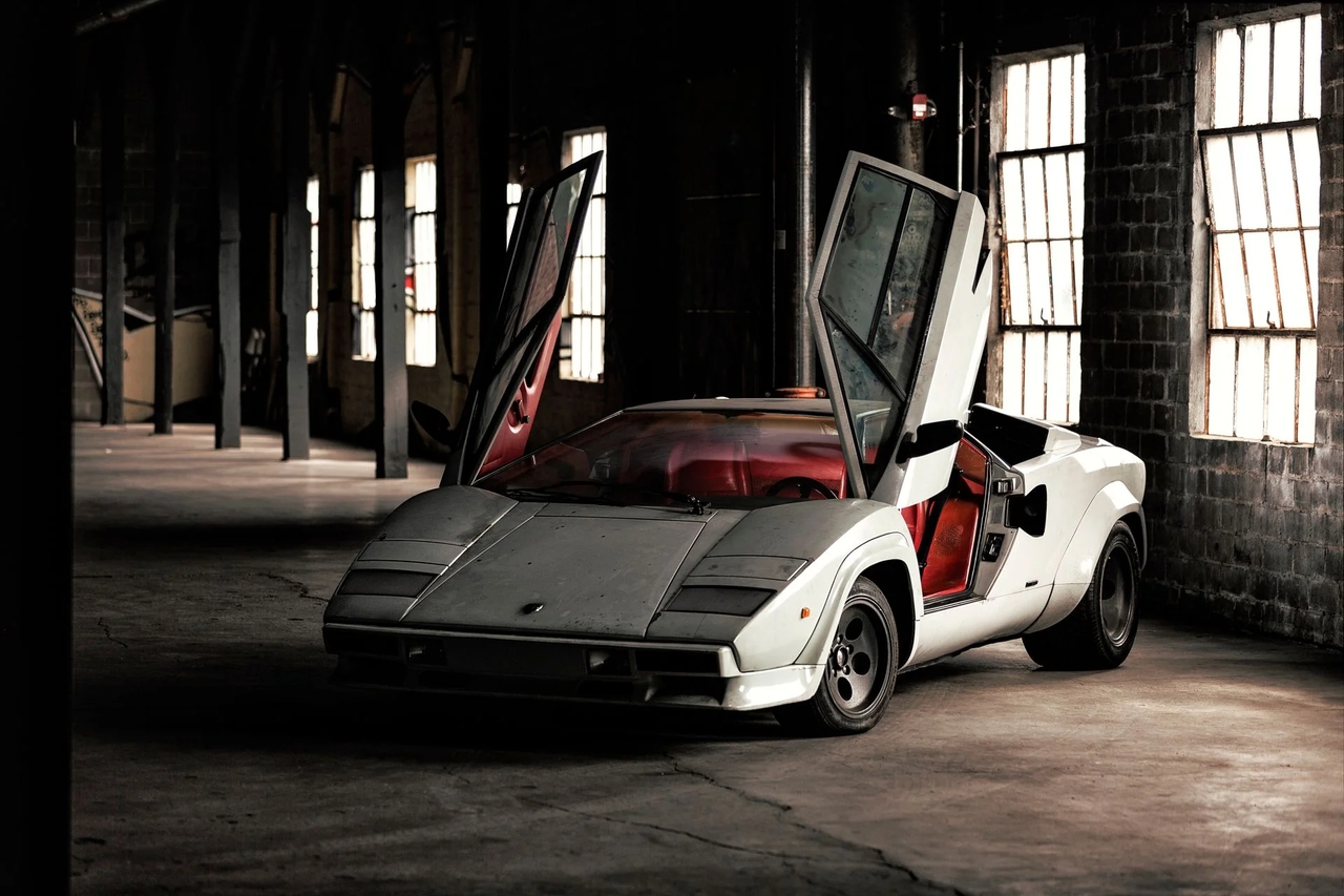 Lamborghini Countach LP500S Carlos Cavazo