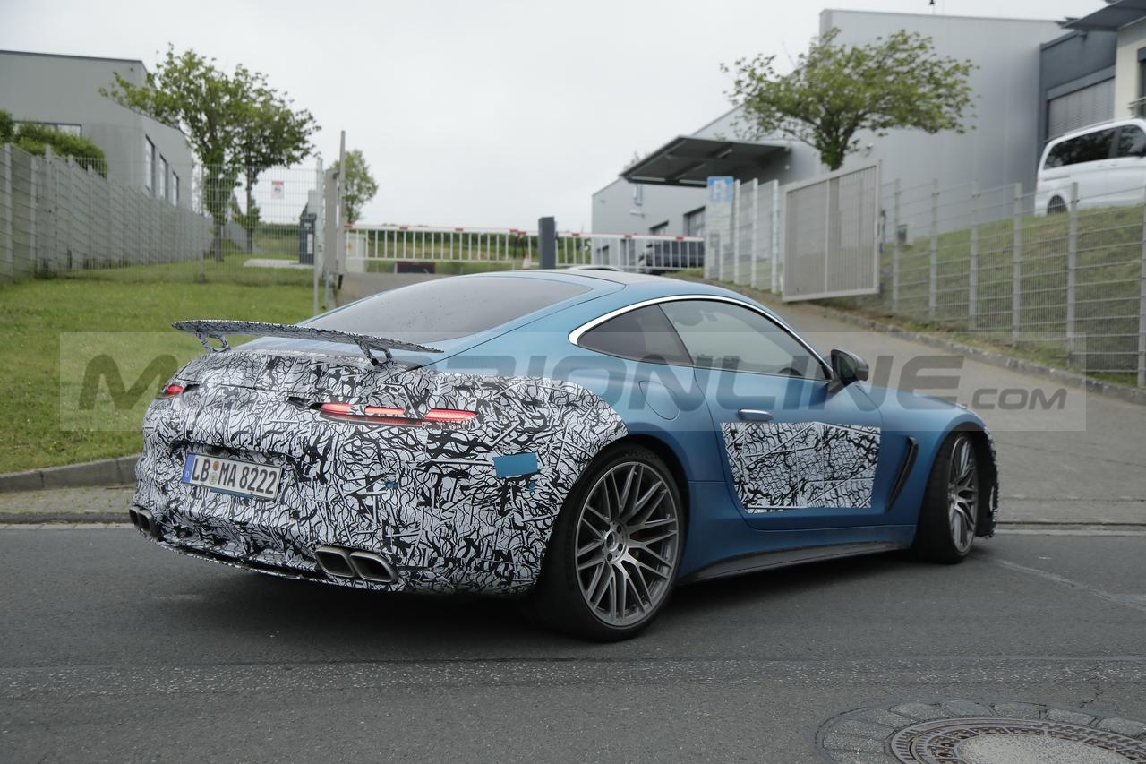 Mercedes-AMG GT 2024 prototipi foto spia