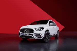 Mercedes GLA 2024: il nuovo restyling ora disponibile in Italia [FOTO]