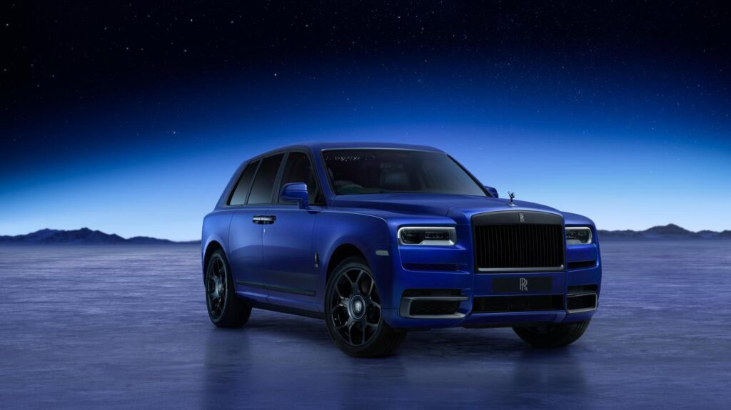 Rolls-Royce Black Badge Cullinan Blue Shadow: svelata la nuova versione ispirata allo spazio [FOTO]