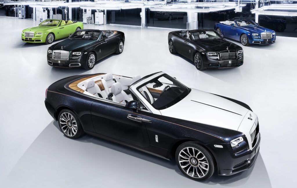 Rolls-Royce Dawn: termina la produzione della decappottabile di lusso [FOTO]