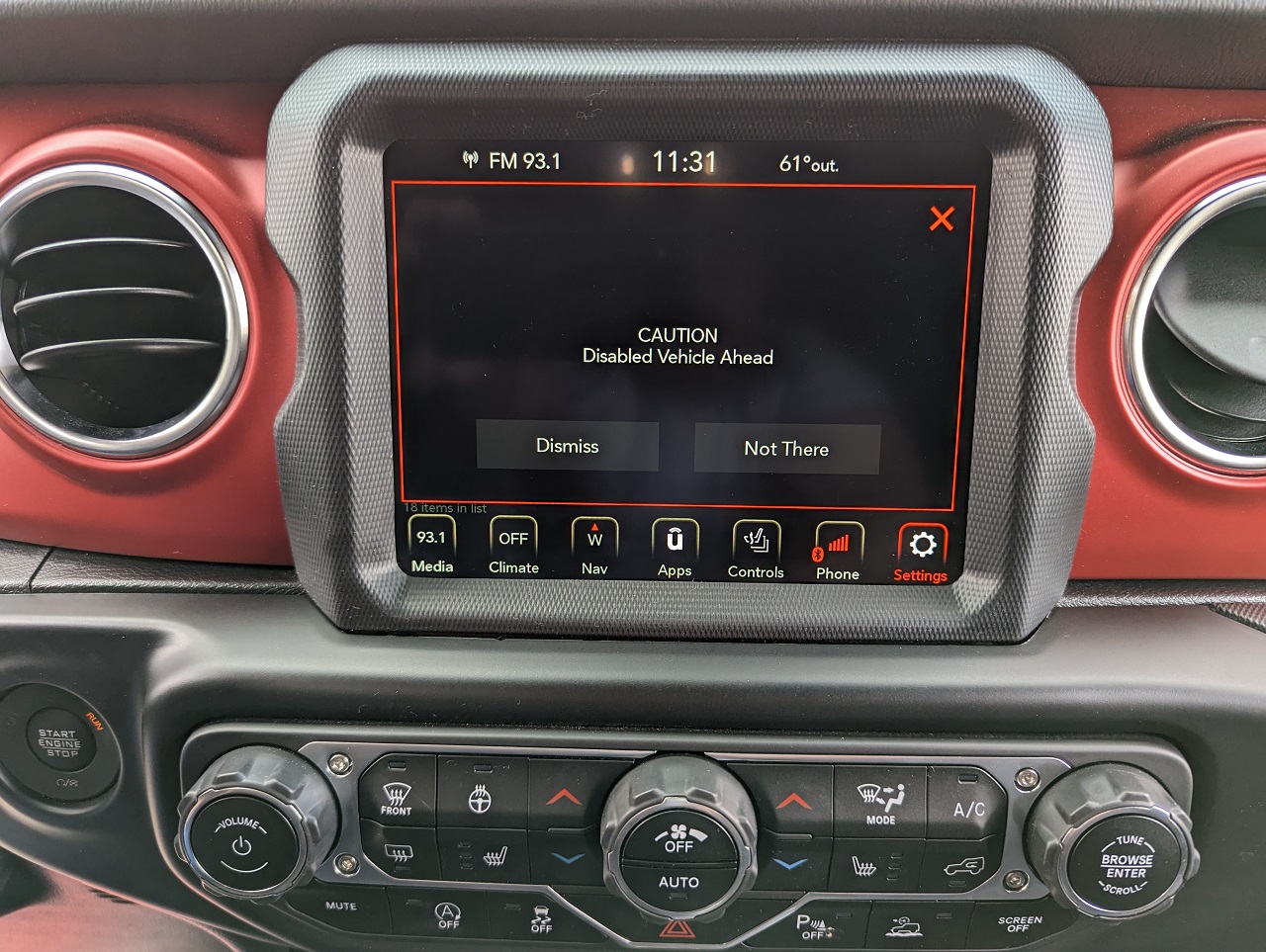 Stellantis: il sistema V2X equipaggia 1,8 milioni di veicoli