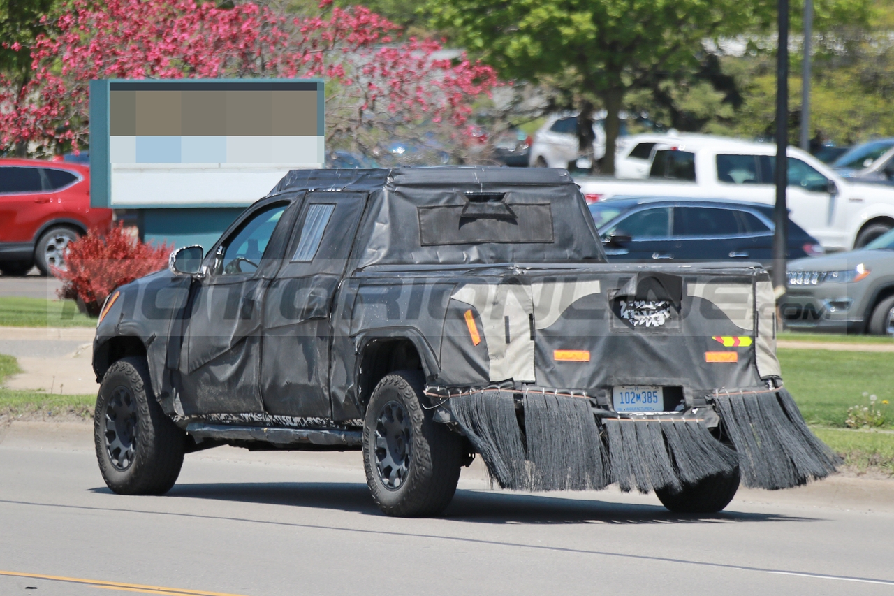 Toyota Tacoma Trailhunter 2024 prototipo foto spia