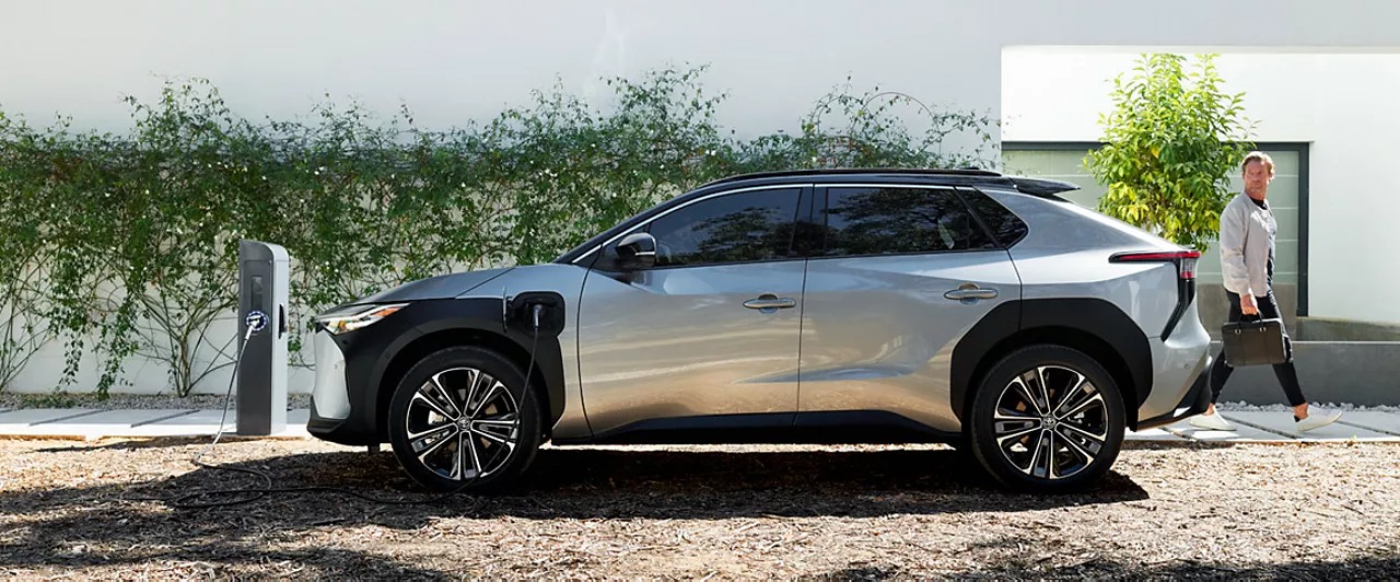 Toyota bZ4X: al via le prenotazioni in Italia