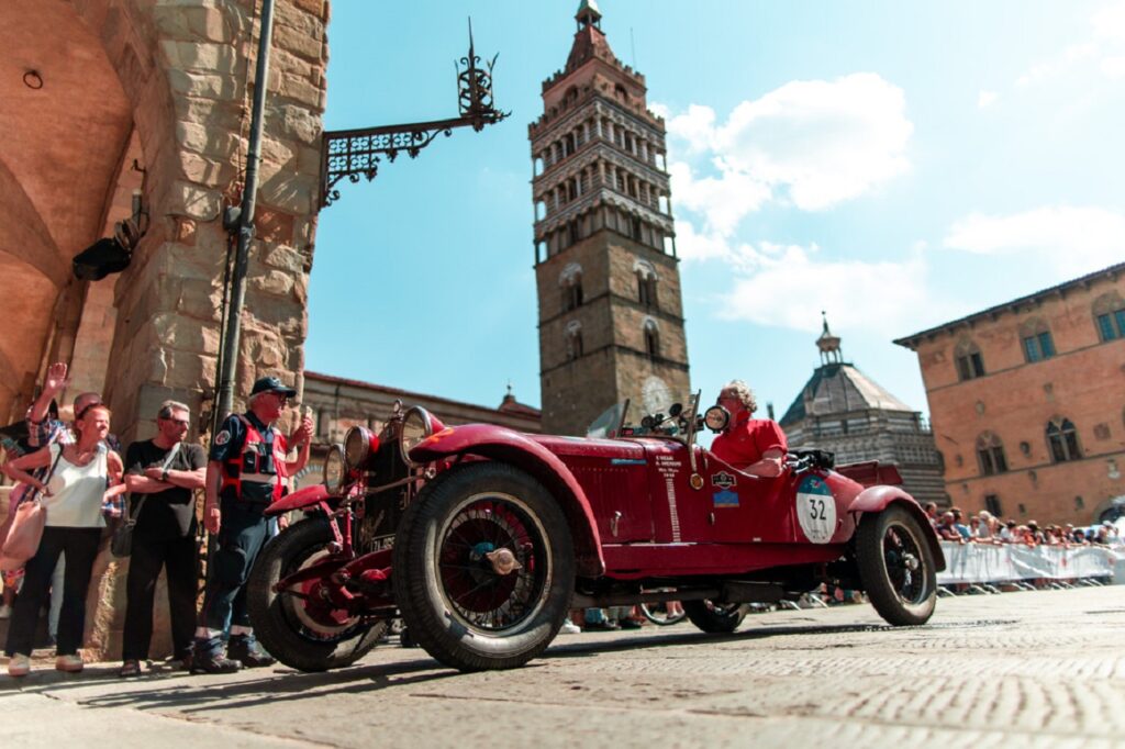 La 1000 Miglia 2023 ieri è arrivata a Parma, oggi quarta tappa fino a Milano