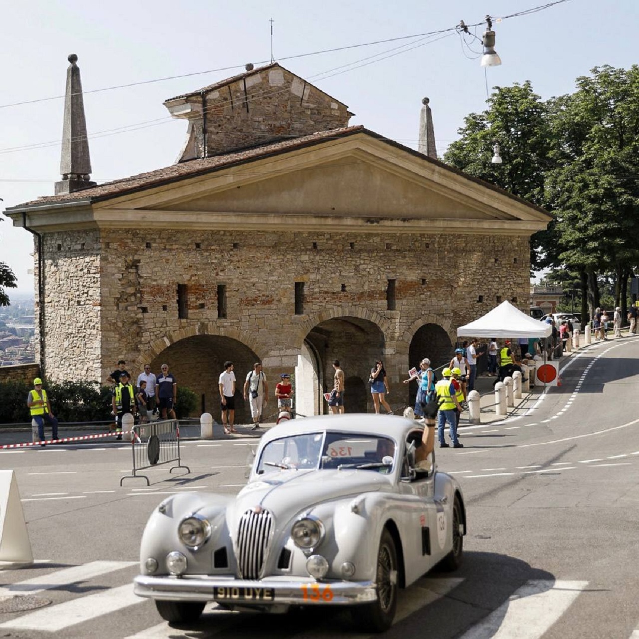 1000 Miglia 2023: Andrea Vesco e Fabio Salvinelli trionfano nella 41° rievocazione storica