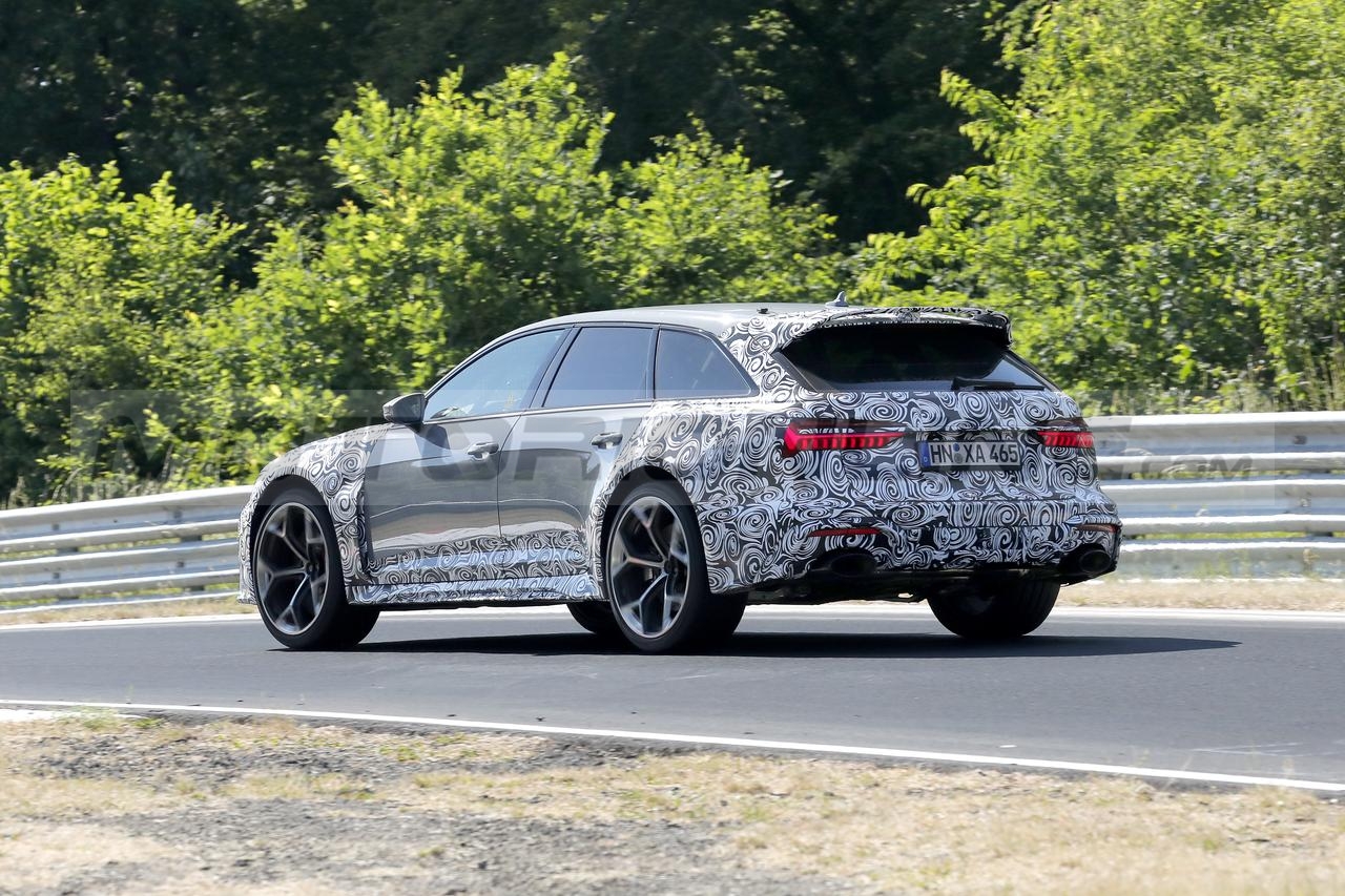 Audi RS 6 Avant 2025 prototipo foto spia