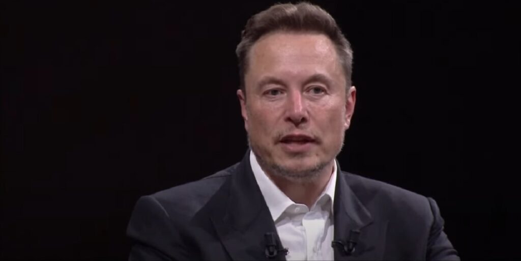 Tesla: ecco cosa ha detto Elon Musk agli imprenditori francesi