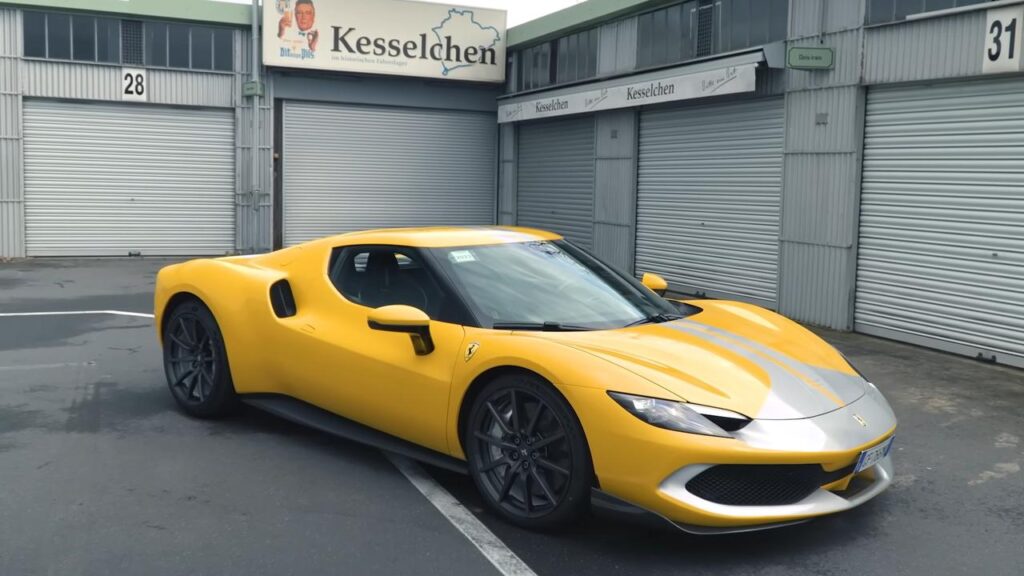 Ferrari 296 GTB registra il tempo migliore di sempre per una Ferrari sul Nurburgring [VIDEO]