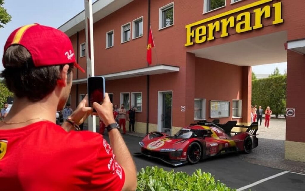 Ferrari: a Maranello si celebra la vittoria nella 24 ore di Le Mans