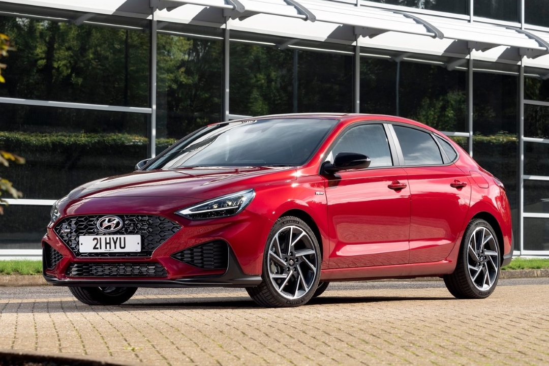 Hyundai i30 Fastback N Line 2023: domande, risposte e caratteristiche